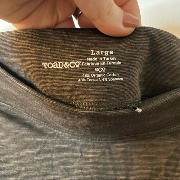 Toad & Co Oblique Skirt size Large - Picture 7 of 7